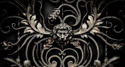 Lion Head